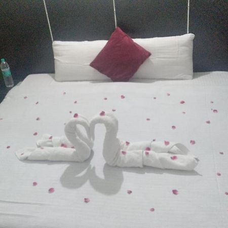 The Palm Tree -Family Stay Amritsar Exterior foto
